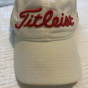 Titleist Golf, Men White/Red Footjoy Pro V1 Embrodiered Cap, adjustable